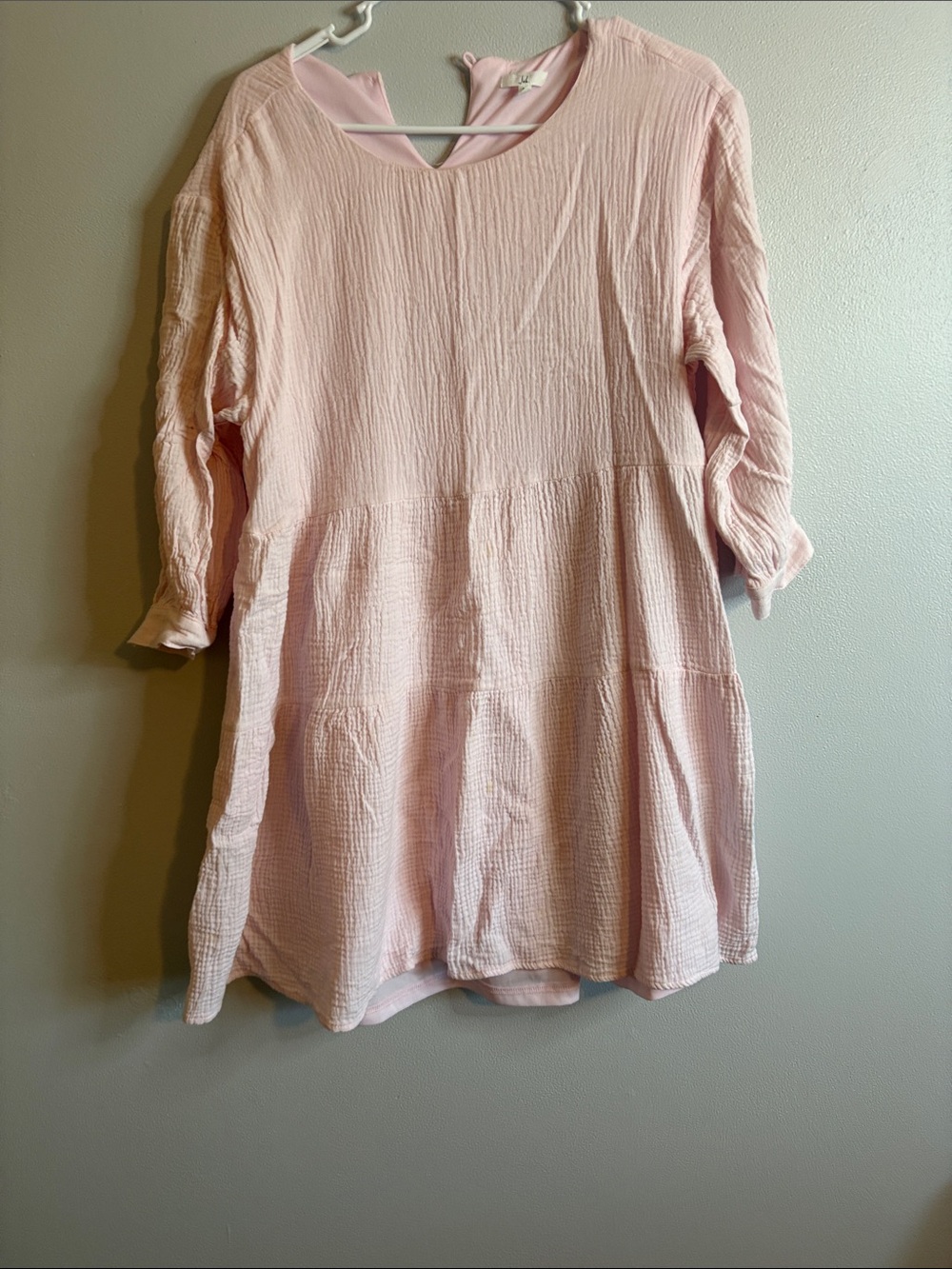 Relaxed Light Pink Textured Tiered Tunic with V-Neck